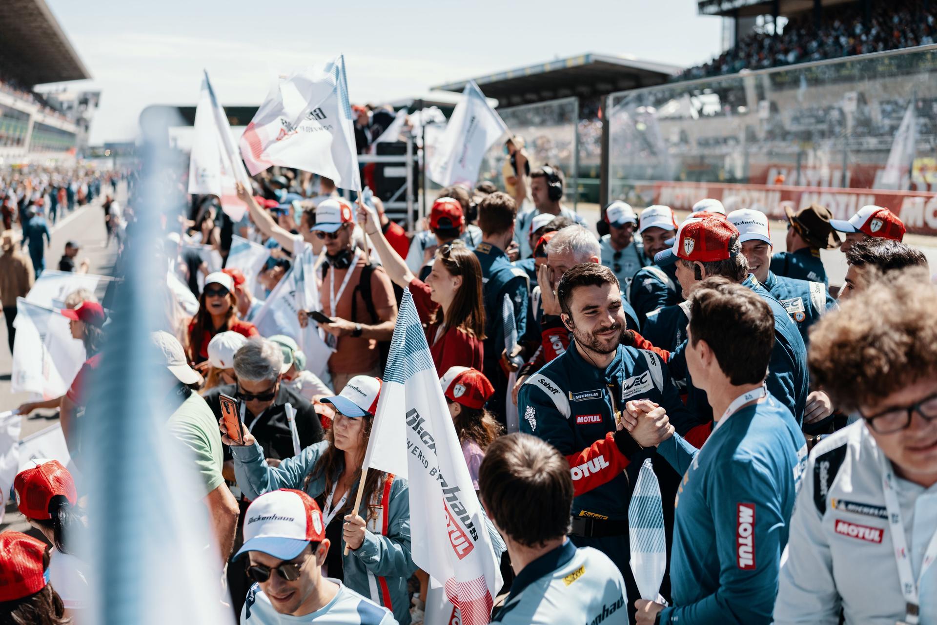 Des relations à l’échelle mondiale